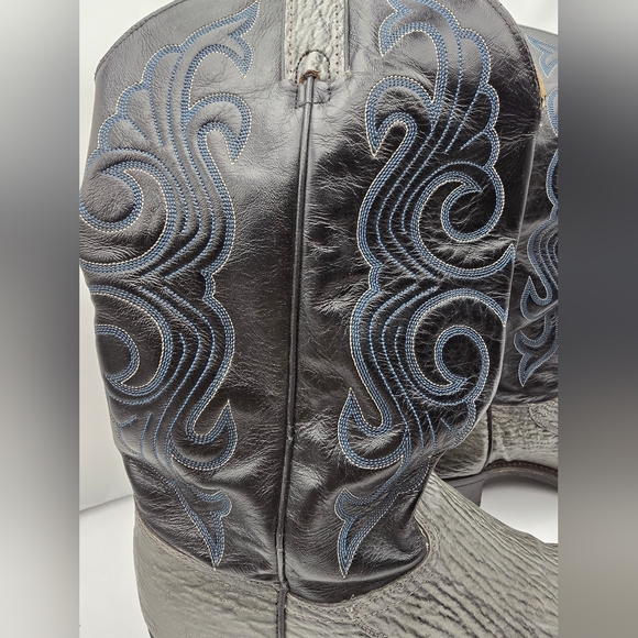 Wrangler Gray Shark Print Leather Boots - Picture 4 of 16